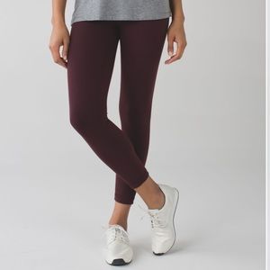 Lululemon Super High Times Bordeaux Drama 6 GUC